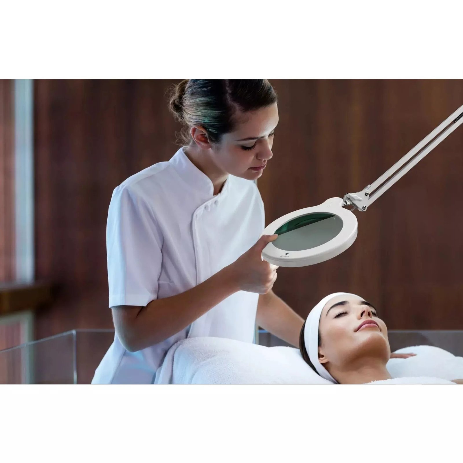 Daylight Omega 7 Spa Magnifying Lamp (U25130) - Image 2
