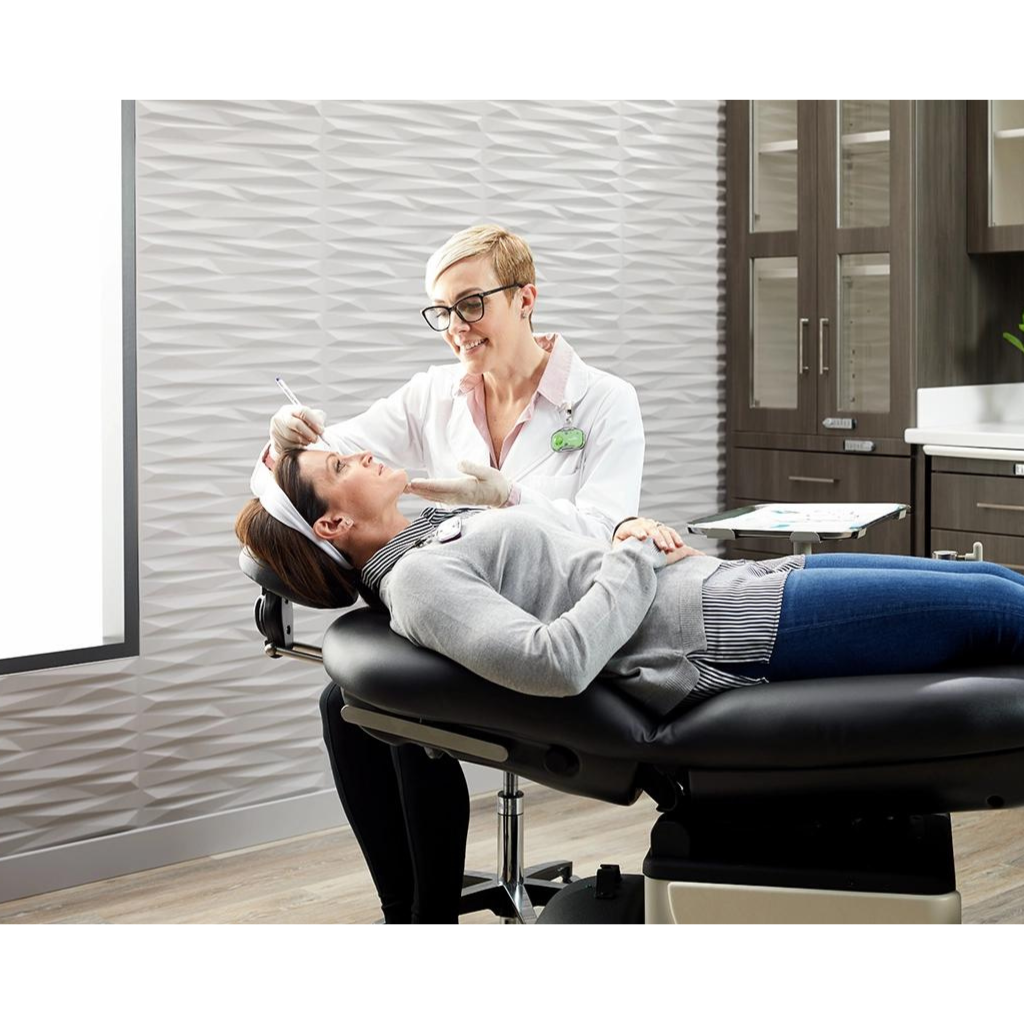 Midmark Power Procedure Chair (641) - Image 5