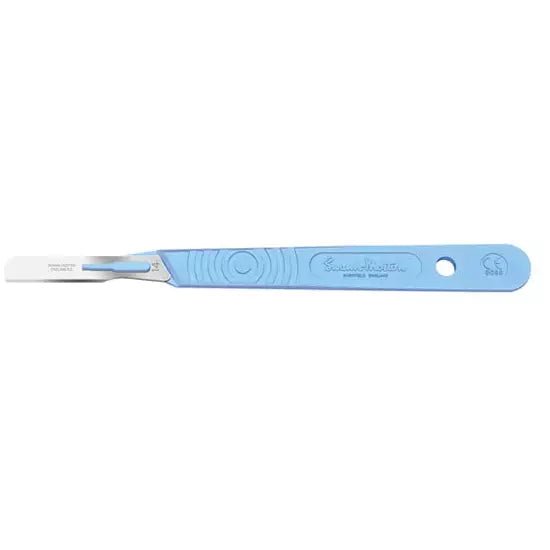 Swann Morton Disposable Dermaplaning Blade with Handle - Image 3